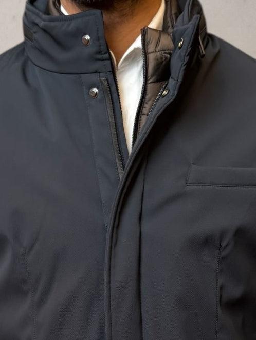 Morning Coat con cappuccio blu scuro