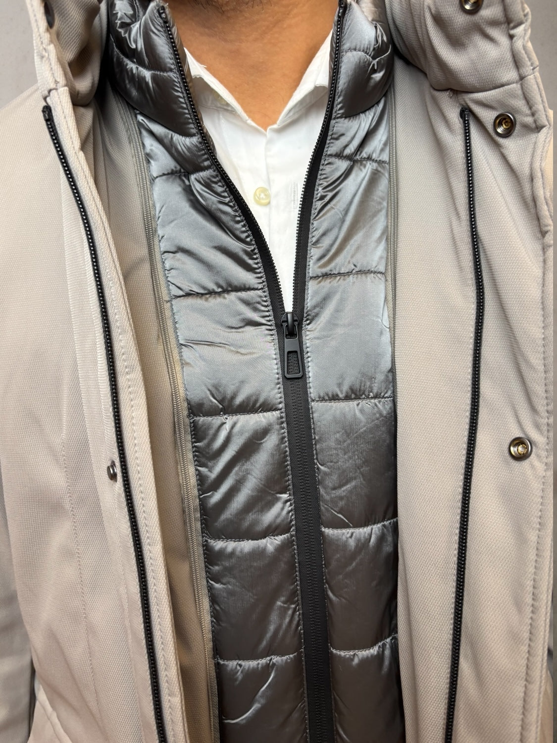 Morning Coat con cappuccio blu scuro