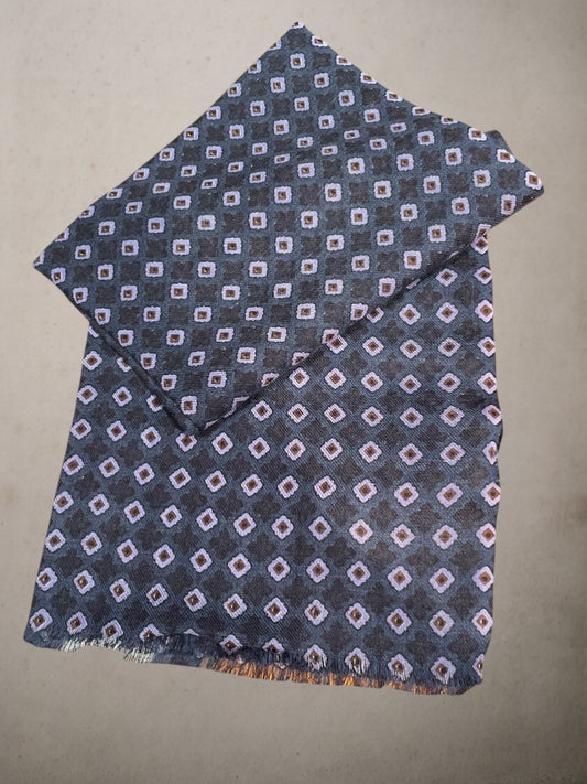 Scarf Viola