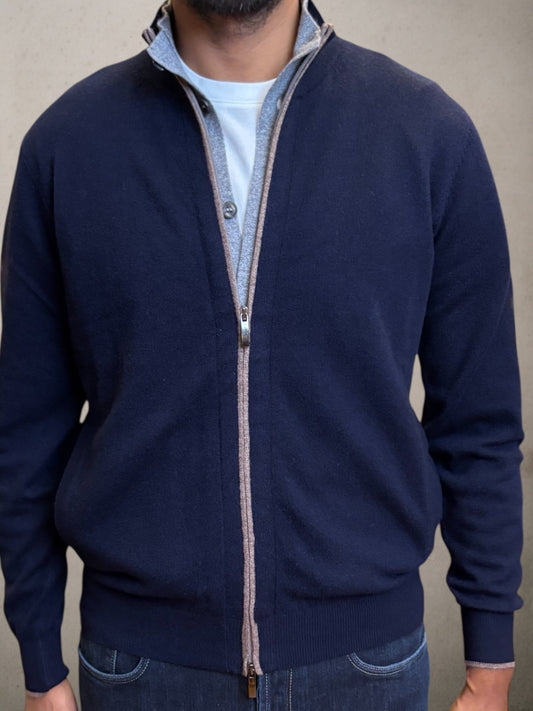 Lenny Merino’s Light Blue Cardigan Zip and Bottoms