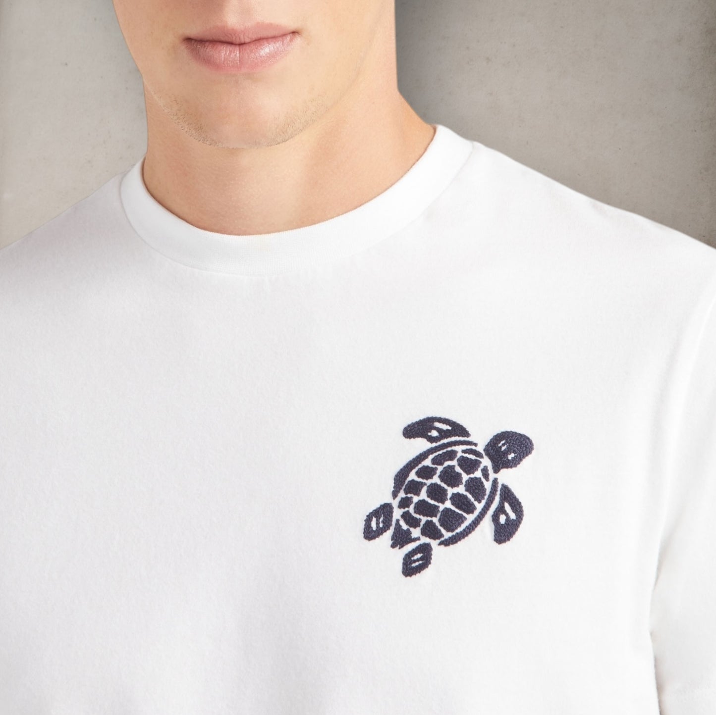 T-Shirt Embroidered TurtleWhite