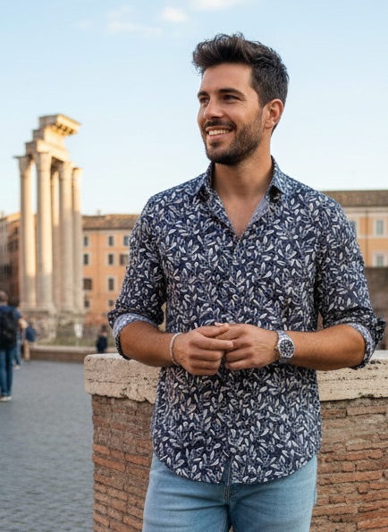 Camicia con foglie blu navy e bianche