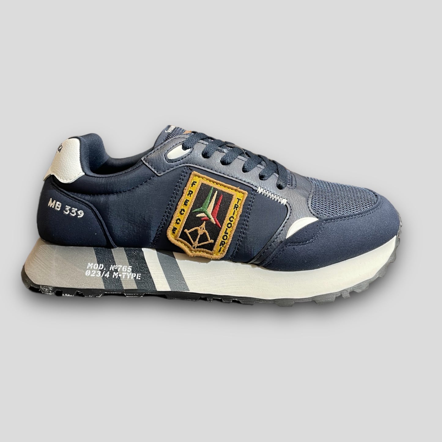 Sneakers Frecce Navy White and Grey Sole