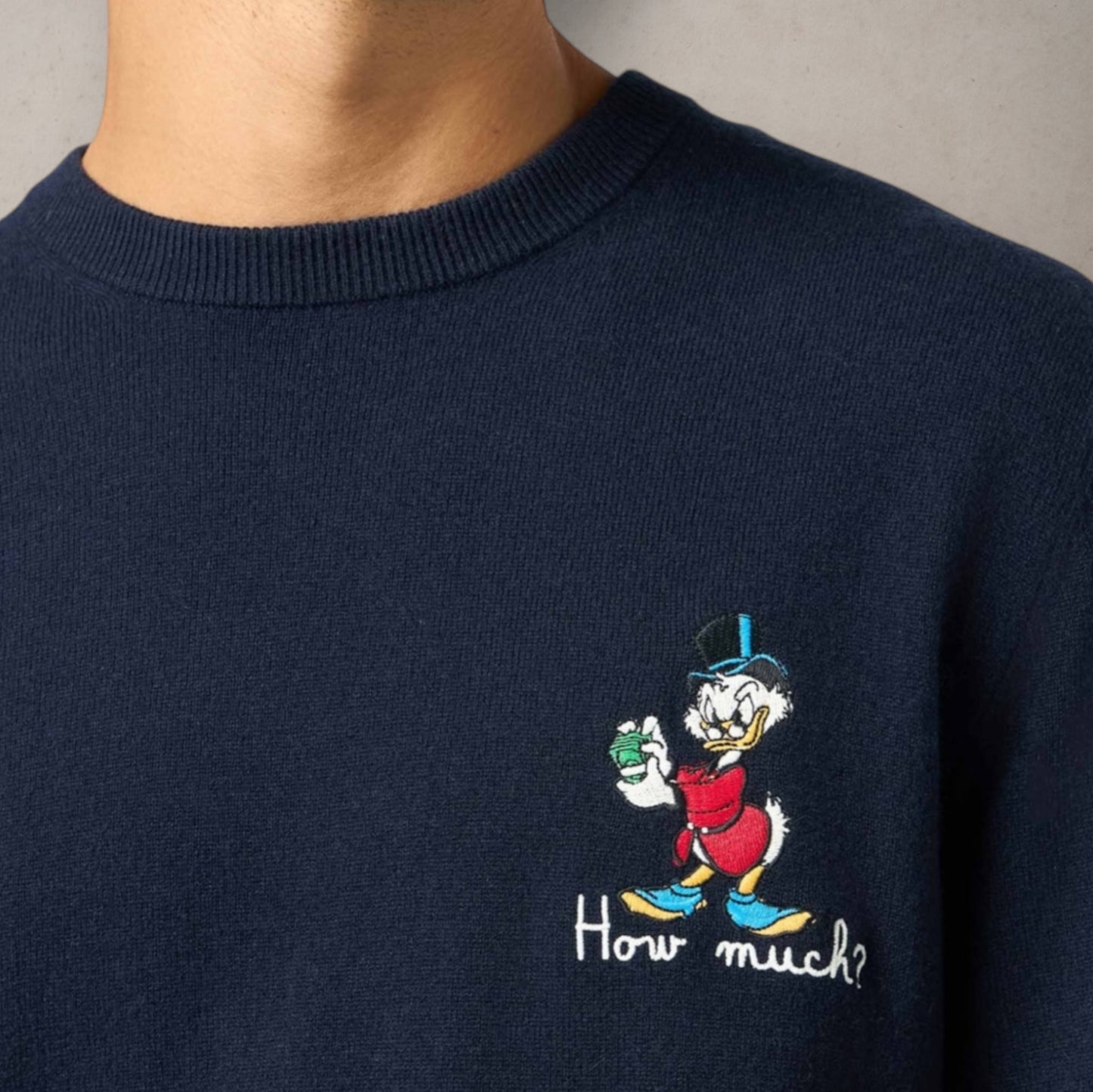 Maglione blu Scrooge Quanto ricamare