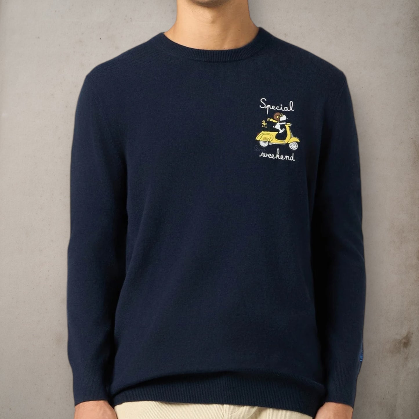 Maglione blu Snoopy Speciale Weekend Ricamo